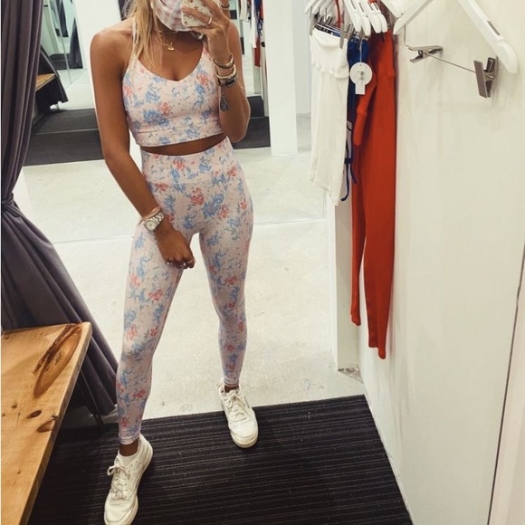 loveshack fancy x bandier leggings!! - Picture 9 of 9